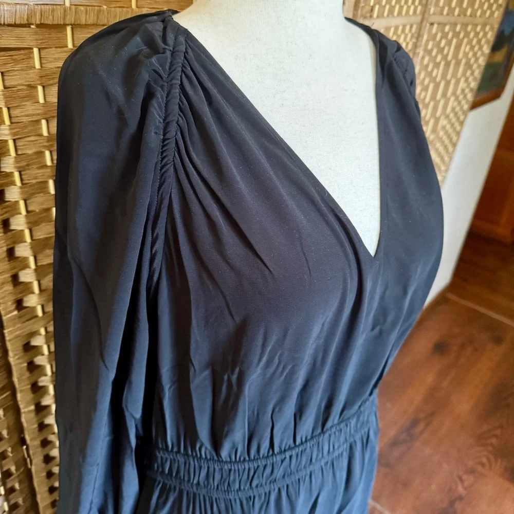 NWT Loft black shirred midi dress L - Picture 4 of 14